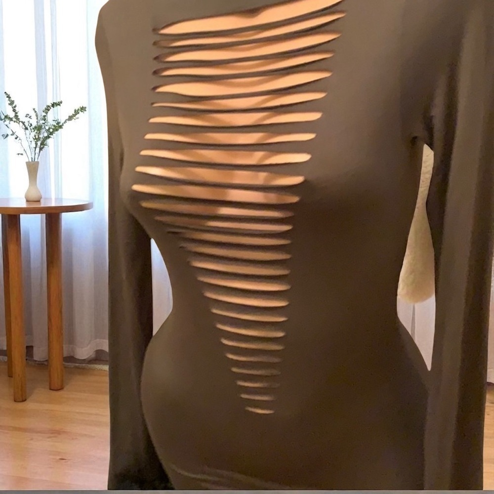 NWOT Love J Bodycon, midi length, long-sleeved, asymmetrical hem dress - Picture 3 of 9